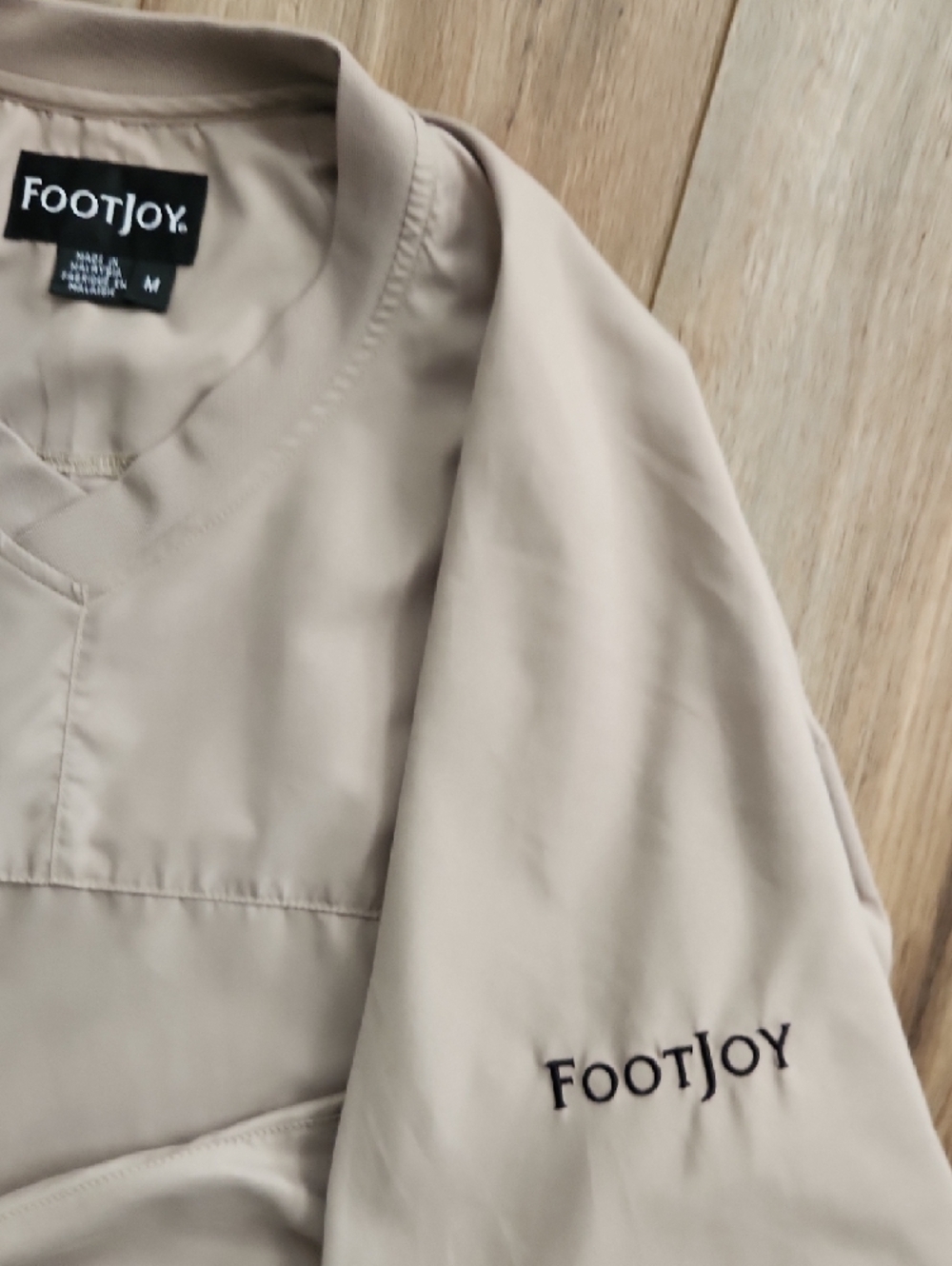 FootJoy V-Neck Pullover Golf Long Sleeve Windshirt Jacket Khaki Men's Size M/L - Picture 3 of 7